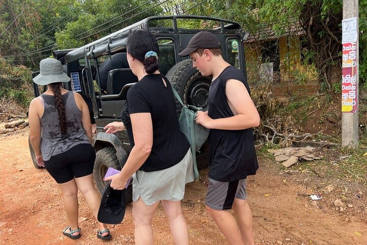 Minneriya Elephant Safari: Best Time, Tips & What to Expect photo 6
