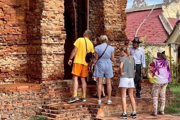 Ta Cu Mountain Cable Car & Sleeping Buddha: Half-Day Cultural Tour from Mui Ne photo 6