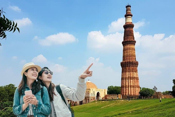Private Delhi Day Tour with Transfers — Old & New Delhi Highlights photo 1