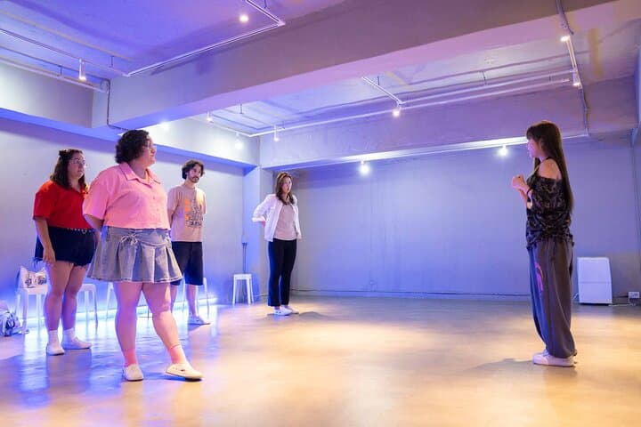 Learn K-pop Choreography in Seoul: Beginner-Friendly Dance Class & Photo Shoot photo 2