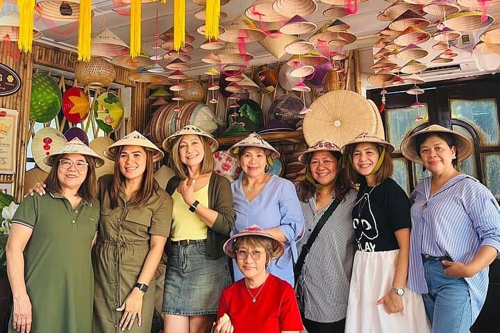 Half-Day from Hanoi: Incense Village & Conical Hat Making in Chuong and Quang Phu Cau