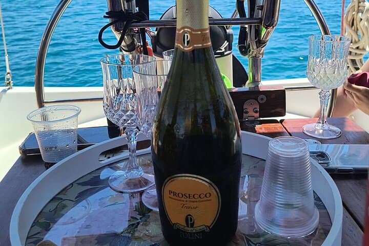 Sail the Sella del Diavolo: A 3-Hour Cagliari Coastline Excursion photo 2