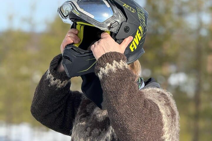 Snowmobile Sleigh Adventure in Authentic Lapland — Family Farm Campfire Experience photo 2