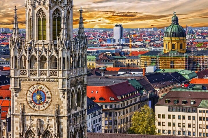 Munich Old Town Highlights — Private Walking Tour of Marienplatz, Frauenkirche & Residenz