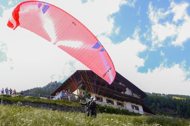 Tandem Paragliding Over Dorf Tirol: Soar Above Merano's Alps photo 6