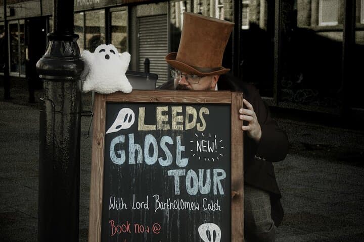 Leeds After-Dark Ghost Tour: Explore the City's Haunted History