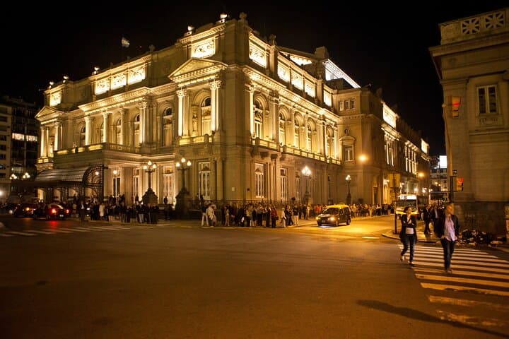 Buenos Aires by Night: Small-Group Evening Tour of Landmarks & Lights photo 4