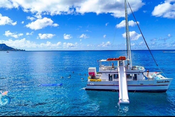 Waikiki Snorkeling: 2-Hour Catamaran to Turtle Town & Diamond Head photo 2