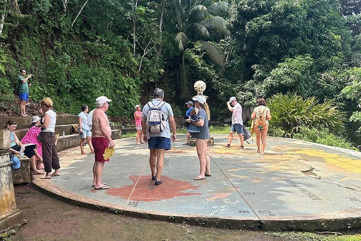 São Tomé Road Trip with Cafetours Guide Rabbi Afonso: Museum, Boca de Inferno & Seven Waves Beach photo 4