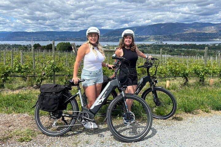 eBike Rentals in Kelowna: Ride Okanagan Lakes, Orchards & Wineries photo 6