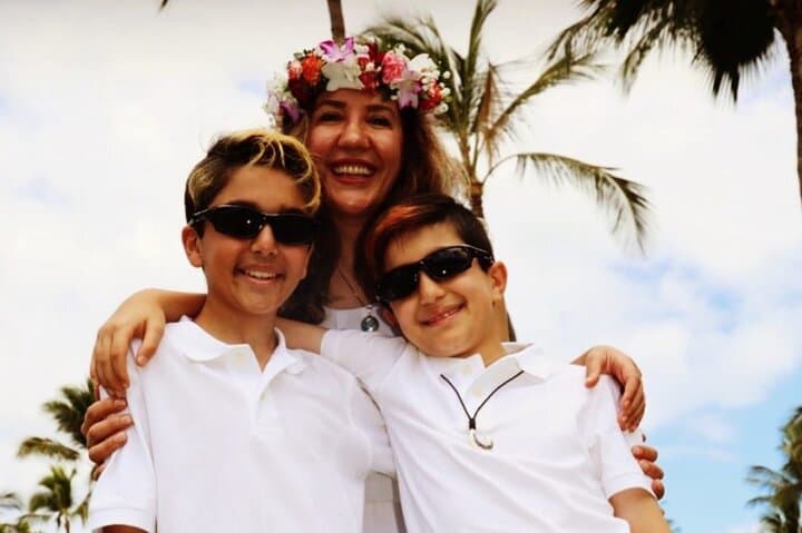 Capture Maui: Family Portraits and Drone Photography Guide photo 2