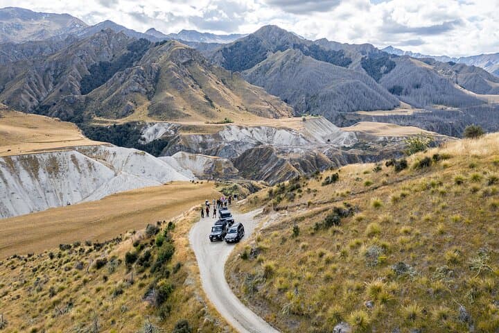 Skippers Canyon Private 4x4 Tour from Queenstown — Off‑Road History, Views & Photography