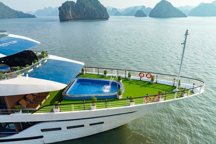 Doria 5-Star Halong & Lan Ha Bay Overnight Cruise — Luxury Boat Charter photo 2