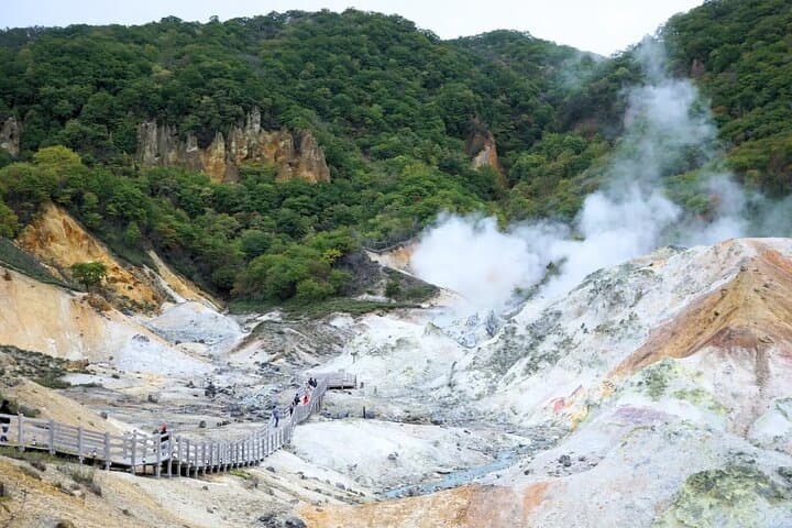 Full-Day Noboribetsu Hell Valley & Onsen Tour from Sapporo