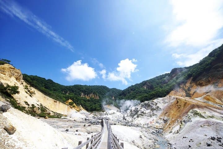 Full-Day Noboribetsu Hell Valley & Onsen Tour from Sapporo photo 2
