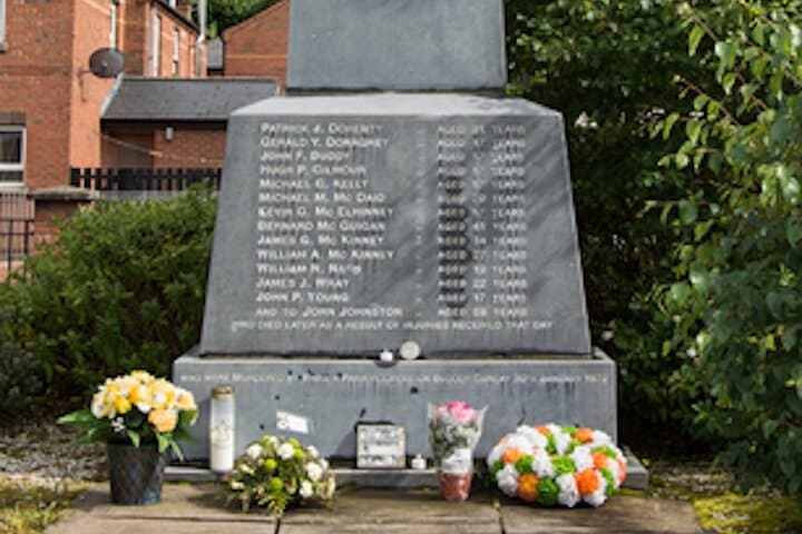 Derry Bloody Sunday Self-Guided Audio Tour — Bogside History Walk photo 3