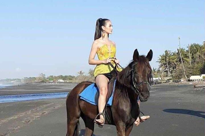 Private Bali Horse Ride on Saba Black Sand Beach — Jimbaran photo 5