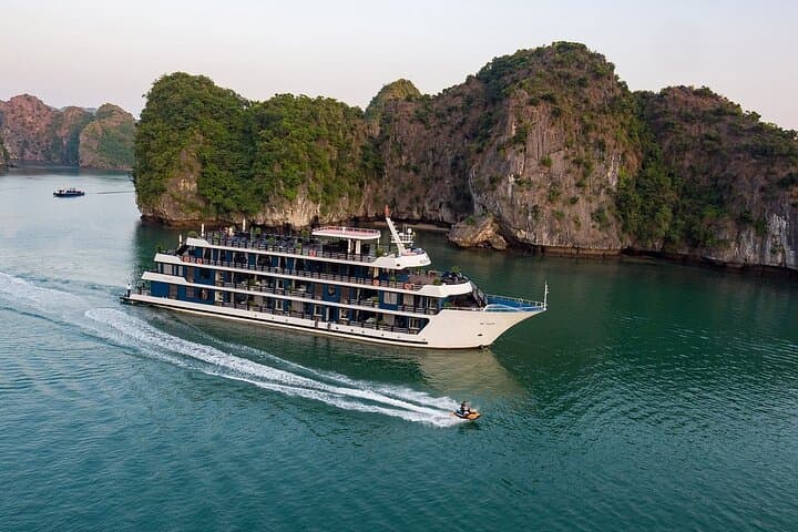 Rosy Cruise: 2-Day Luxury Overnight in Ha Long Bay & Lan Ha Bay photo 3