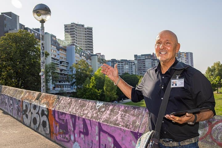 Tracking Crime in Hannover: Guided City Tour of Notorious Cases