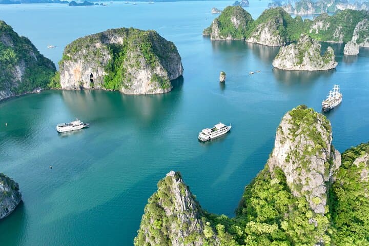 Bai Tu Long Bay Overnight Swan Cruise: 2-Day Hidden Paradise from Hanoi photo 3