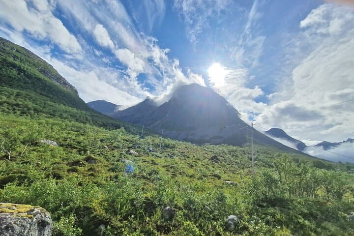 Whale Island Cliff Hike — Kvaløya's Brosmetinden Over the Arctic Ocean photo 6