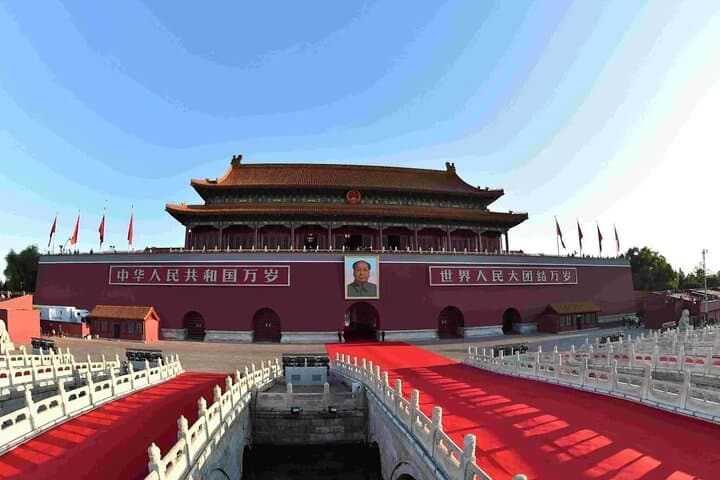 10-Day China Tour: Beijing, Xi'an, Guilin & Shanghai Highlights photo 1