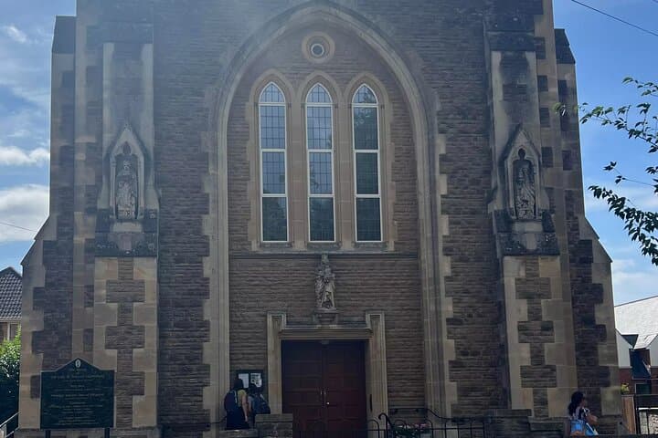 Glastonbury Ghost Walk: Self-Guided 'Martyrs and Phantoms' Audio Tour photo 2