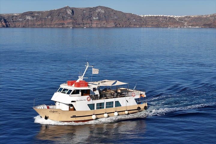 Santorini Caldera Glass-Bottom Boat Tour: Volcano, Hot Springs & Thirassia photo 1