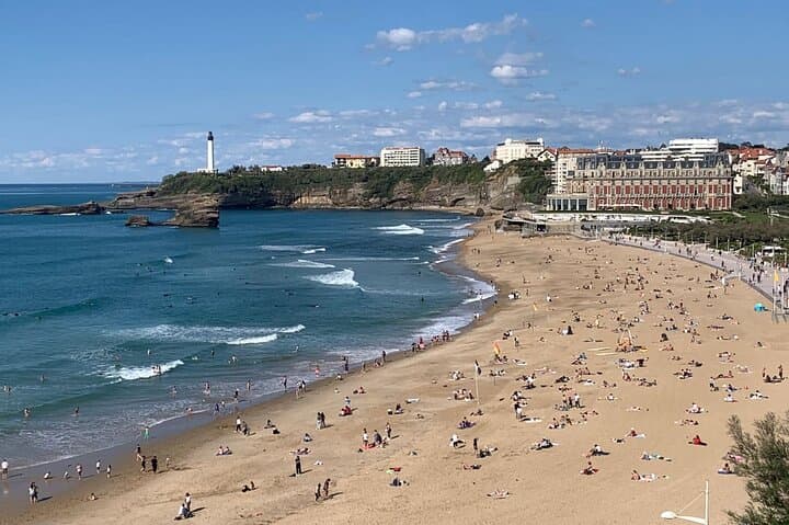 Biarritz Walking Tour: 90-Minute Coastal Stroll & Historic Sights photo 3