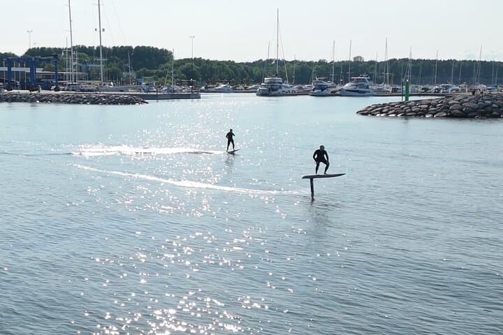 Tallinn eFoil Water Flight and Wellness Session photo 5