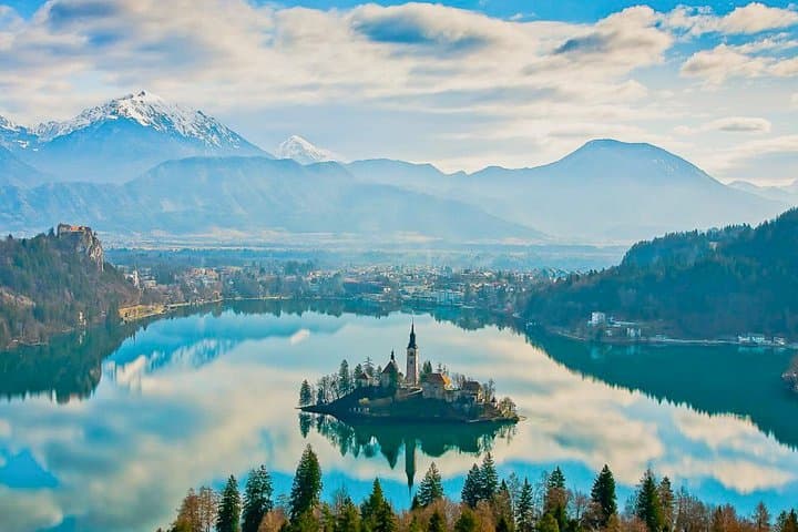 Ljubljana and Lake Bled Day Tour from Zagreb: Small-Group Highlights photo 1