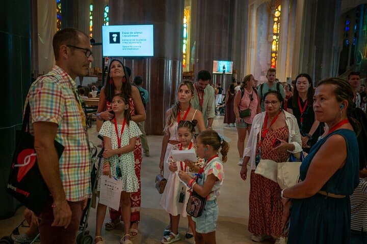 Sagrada Familia Family Tour: A 90-Minute Interactive Experience for Kids in Barcelona photo 6