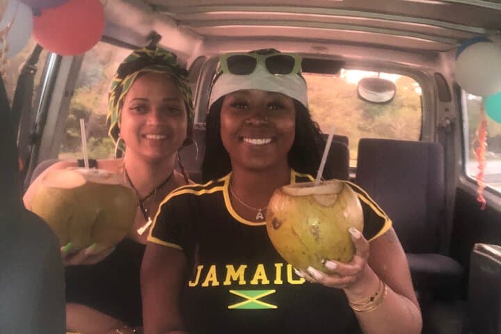 Montego Bay City Highlights & Bamboo Rafting: City Sights, Shopping and a Relaxing River Float photo 5
