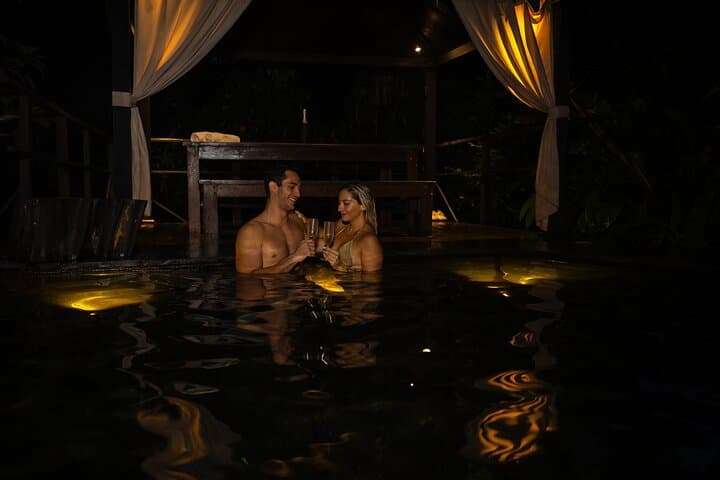 Private Luxury Rainforest Thermal Pools & Waterfalls at Rincón de la Vieja