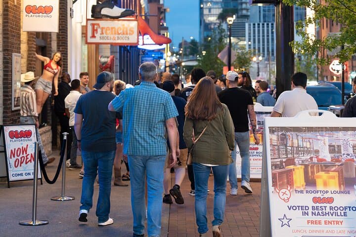 All-Inclusive Nashville Pub Adventure: Lower Broadway Honky-Tonk Night Out photo 3