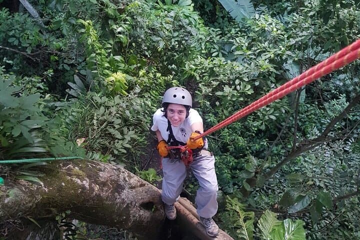 Manu Cultural Zone 4 Days: Amazon wildlife, macaw clay lick & river adventure photo 4
