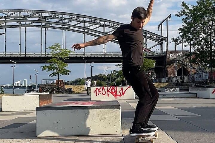 Private Skateboard Lessons in Cologne: Learn Tricks & Explore Local Skateparks photo 6