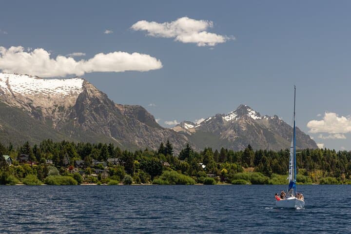 Half-Day Sailing on Lake Nahuel Huapi: Islands, Turquoise Bays & Andean Views