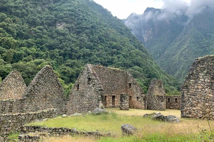 Lares Trek and Short Inca Trail: 4-Day Adventure to Machu Picchu photo 3