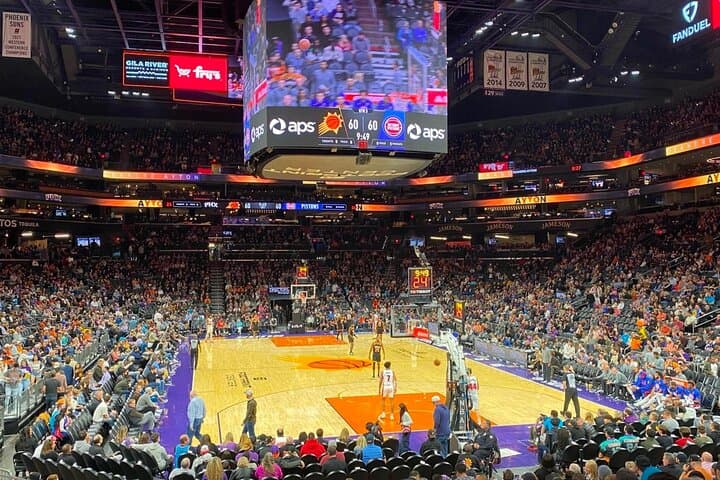 Phoenix Suns Game at Footprint Center: Live NBA Action in Downtown Phoenix