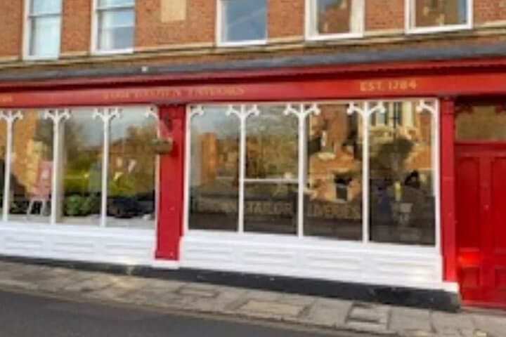 Self-Guided Eton Walking Tour: College, High Street & Riverside History photo 5