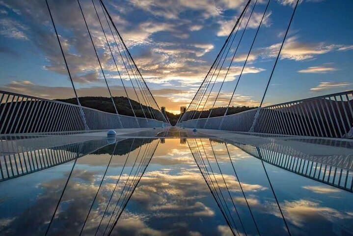 Zhangjiajie Avatar Mountain & Glass Bridge Day Tour — Private Trip to Hallelujah Mountain