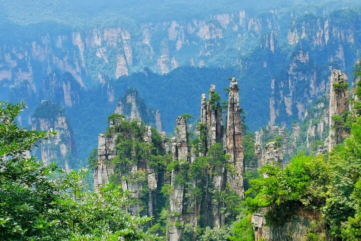 Zhangjiajie in Two Days: Avatar Peaks, Tianmen Mountain & Glass Bridge photo 3