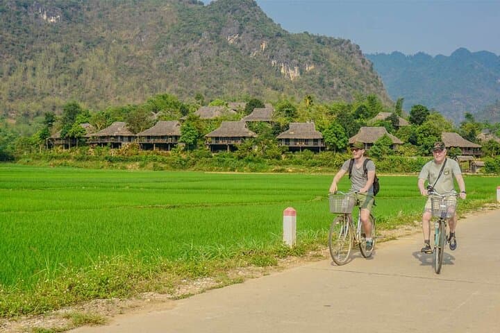 Hanoi to Mai Chau 2-Day Biking & Homestay Adventure