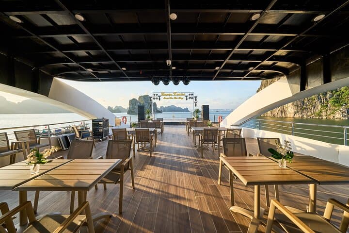 Ultimate Ha Long Bay Luxury Day Cruise from Hanoi — Sung Sot, Titov & Kayaking photo 5