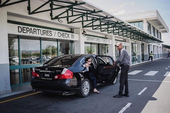 St Lucia Airport to Hotel Private Transfers — Seamless Hewanorra (UVF) Rides photo 1