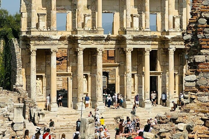 Ephesus & Pigeon Island Tour with Turkish Bath and Traditional Lunch photo 6