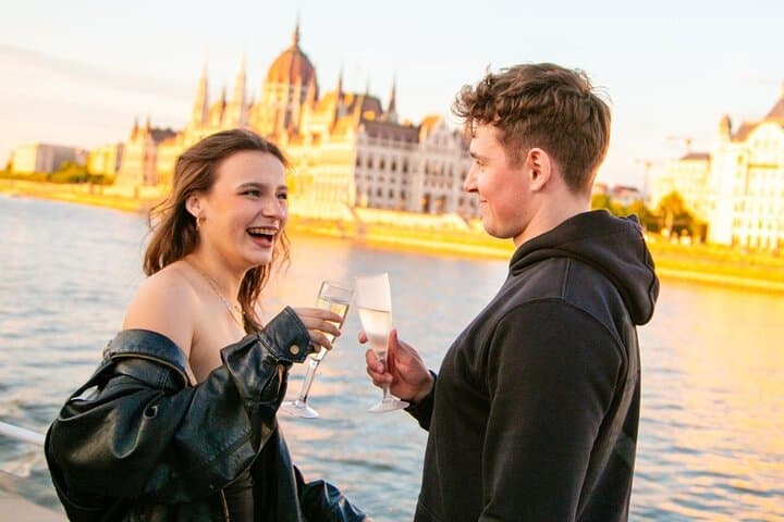 Sip and Sail Budapest: Unlimited Prosecco Evening Cruise on the Danube photo 4
