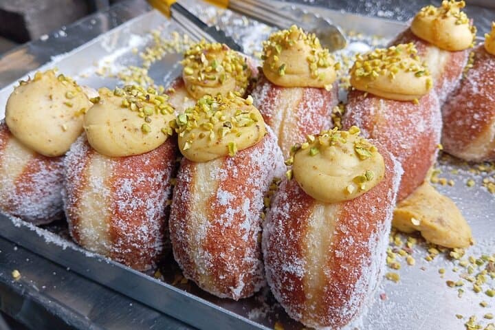 London Pastry & Dessert Lover’s Walking Tour: Soho, Chinatown & Covent Garden
