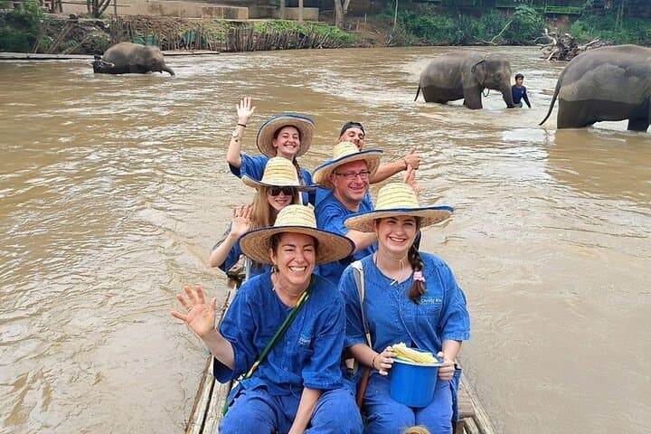 Private 3-Day Chiang Mai and Chiang Rai Highlights Tour: Sticky Waterfall, Elephant Sanctuary & White Temple photo 4